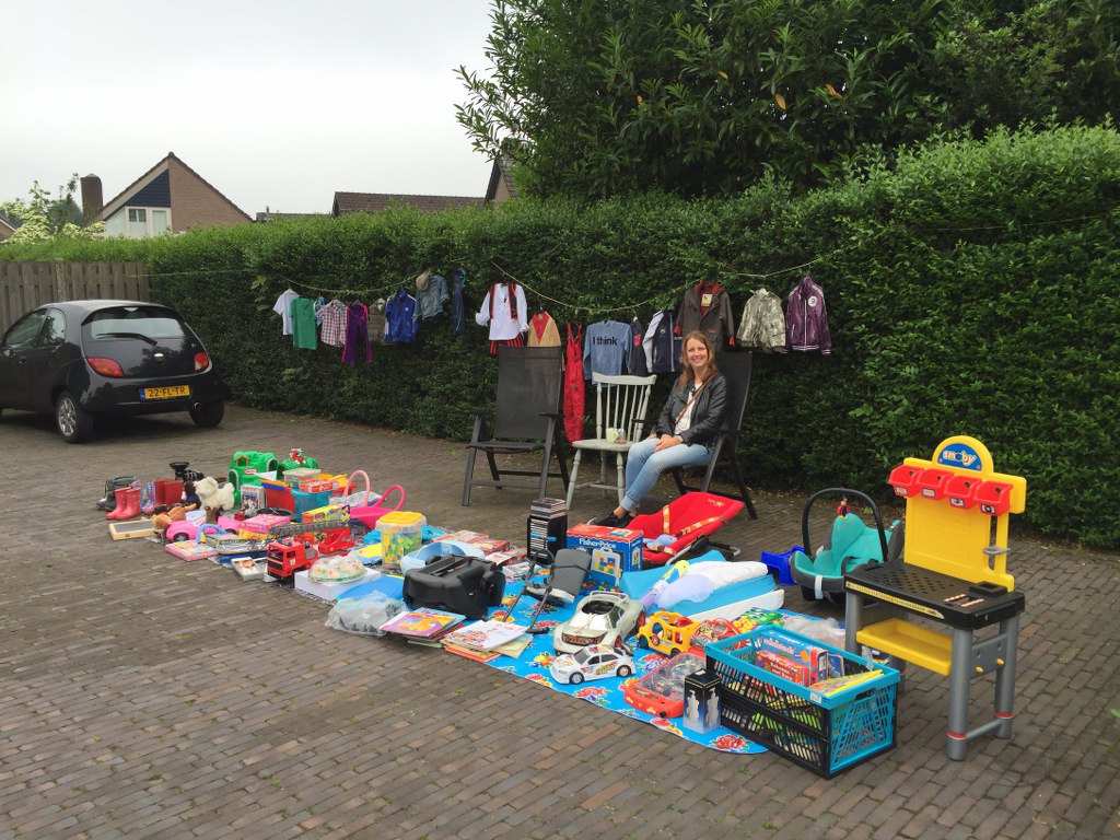 Garagesale (10)